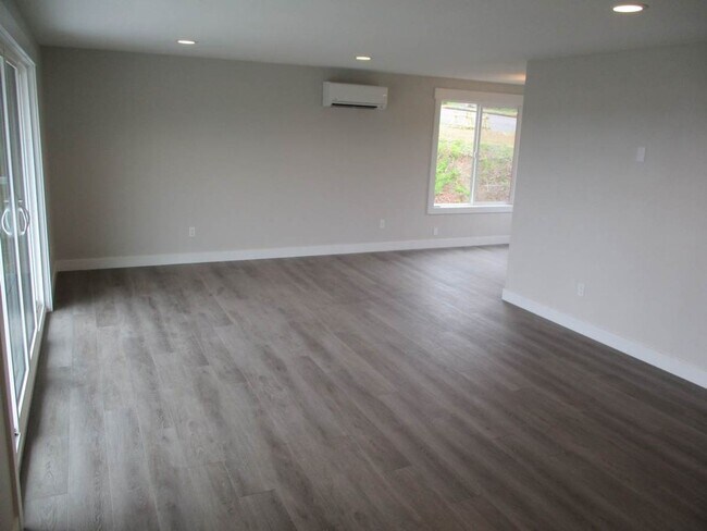 Building Photo - Ruston