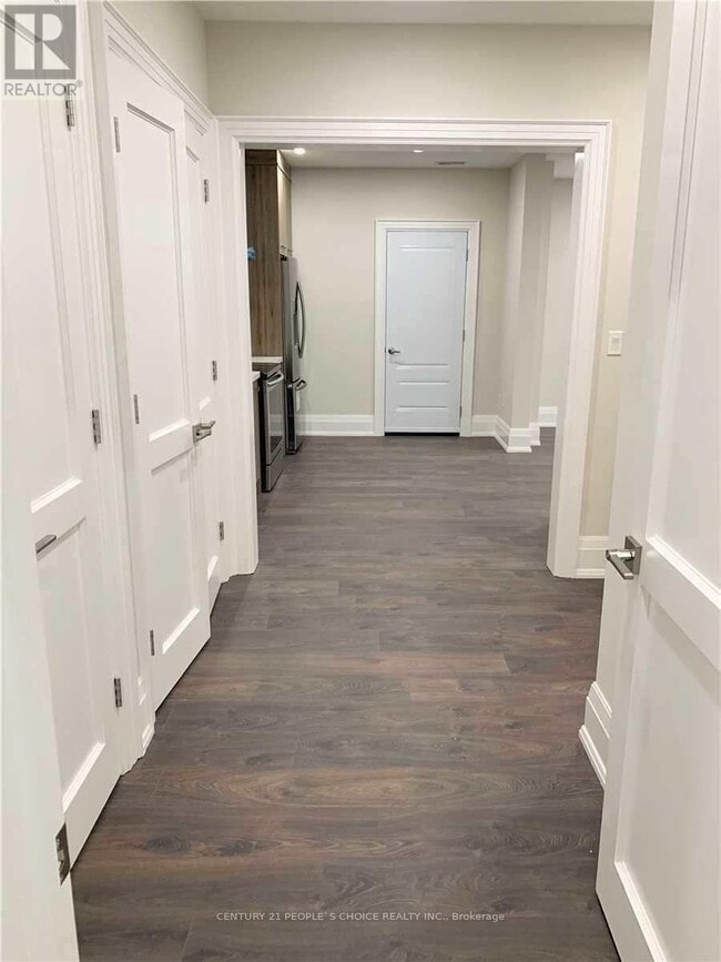 Building Photo - 168 Fairview Rd W