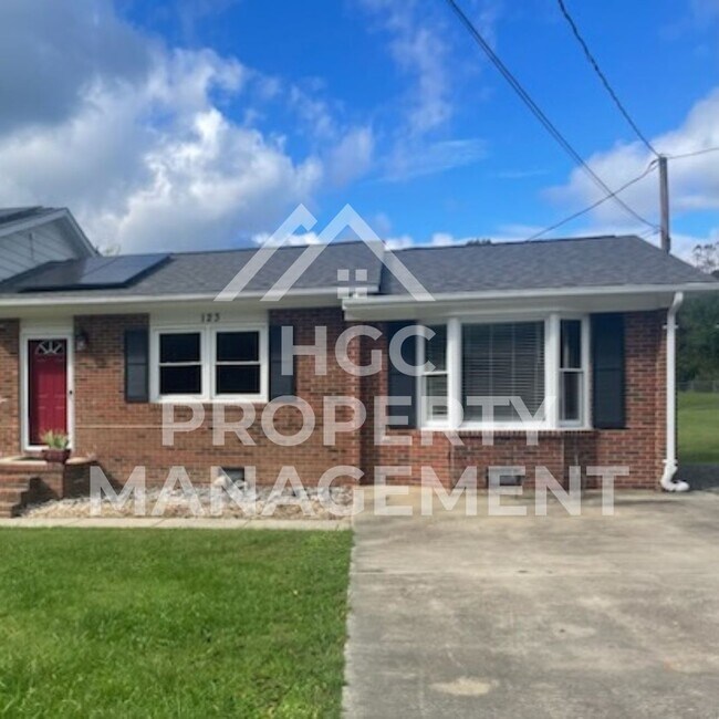 Foto del edificio - 123 Brookside Dr