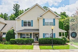 Building Photo - 4706 Twin Hickory Lake Dr