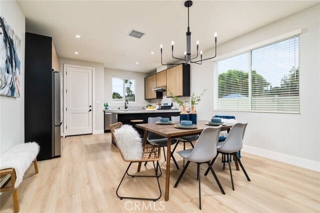 Foto del edificio - 800 N Amelia Ave