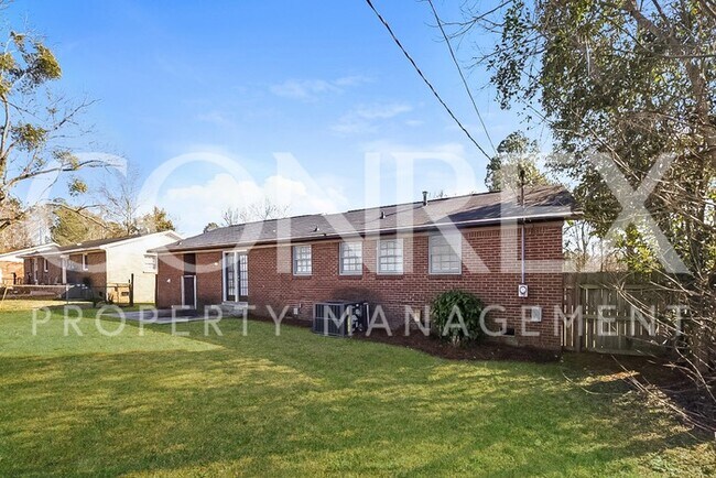 Building Photo - 2345 CoCo Rd