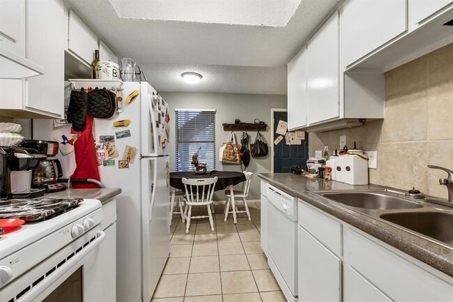 Foto del edificio - 11519 Pecan Creek Pkwy