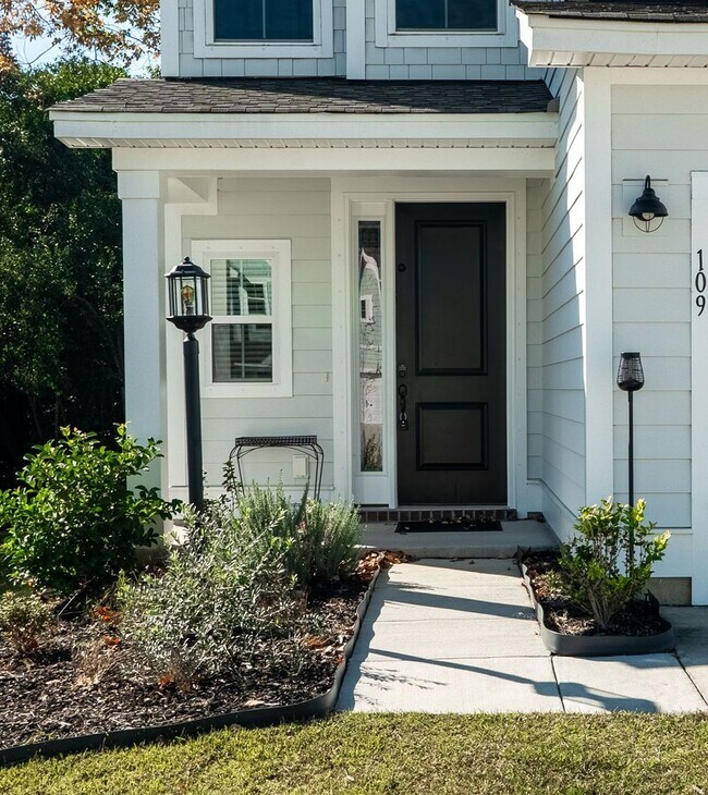 Foto del edificio - Spacious Lowcountry Retreat in Moncks Corner