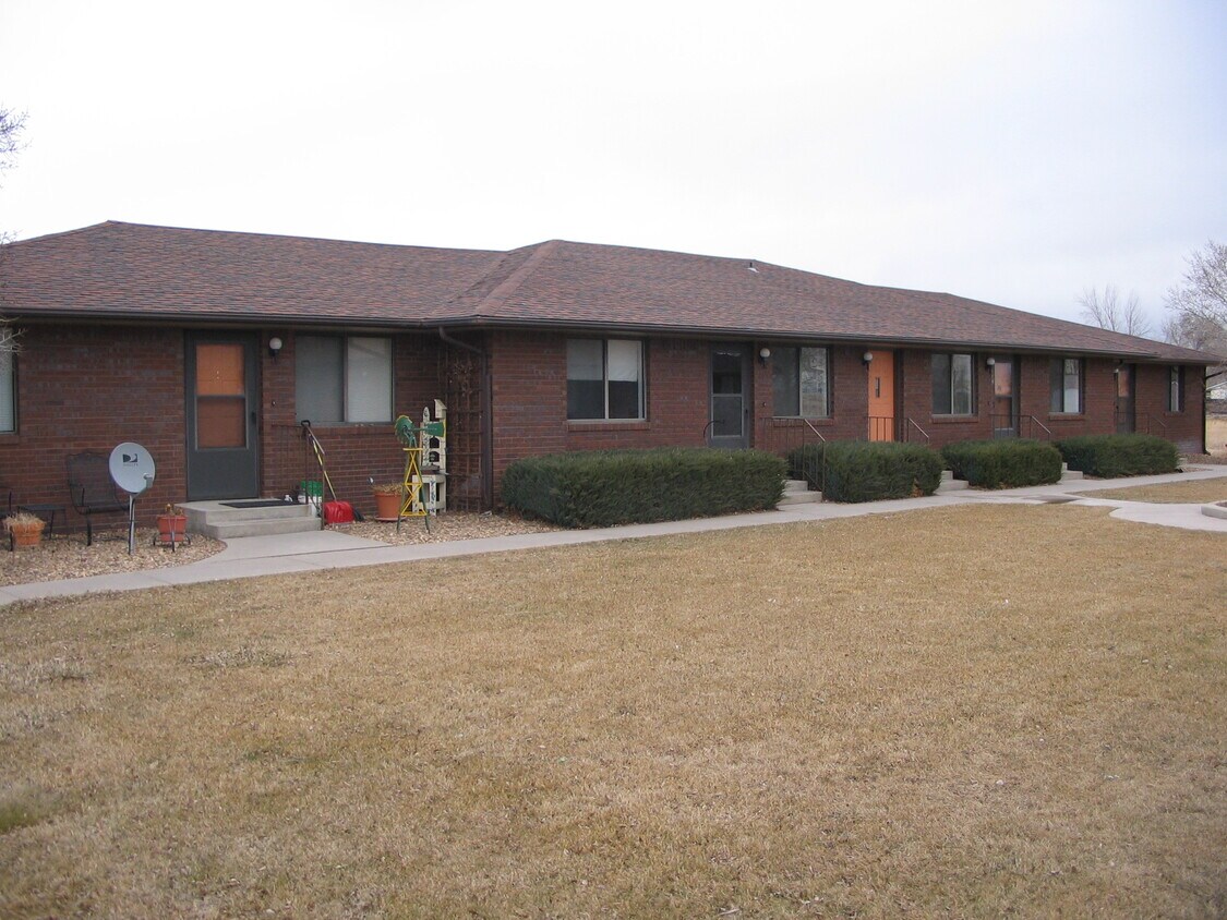 Foto principal - 111 Division Blvd