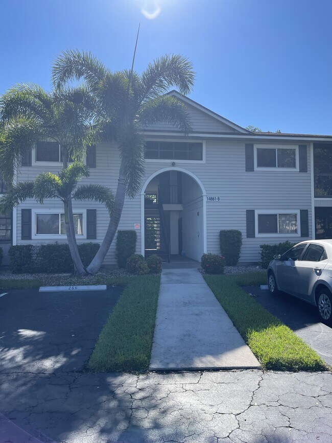 Building Photo - 14861 Summerlin Woods Dr