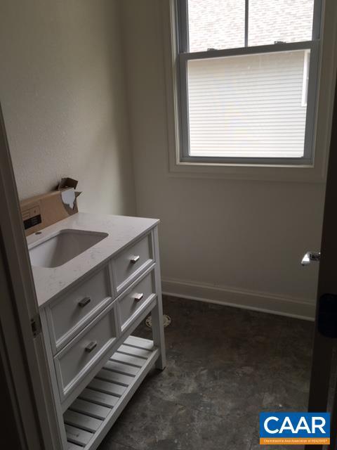 Building Photo - 204 Stribling Ave