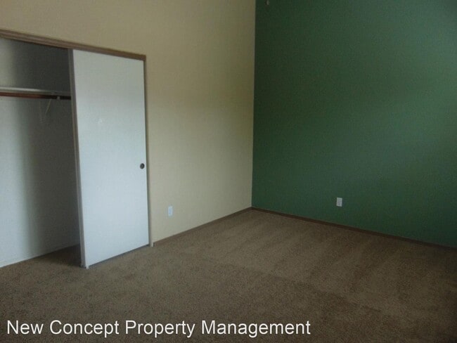 Building Photo - 3 br, 2 bath House - 8020 E Snakeroot Dr