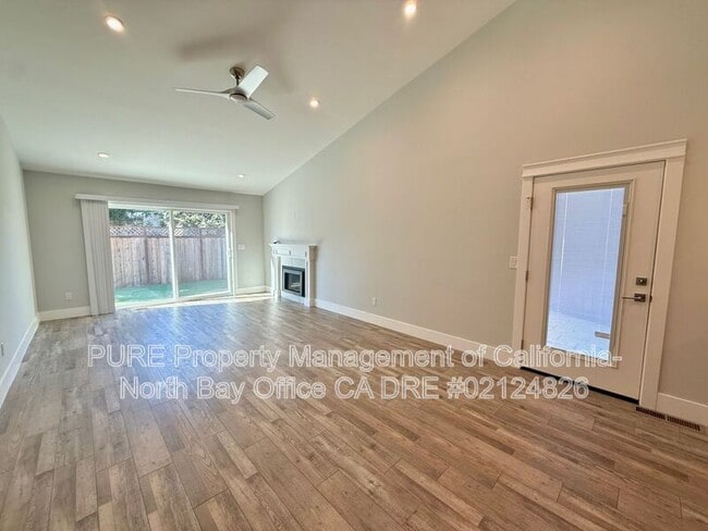 Building Photo - 4321 Gloria Ct