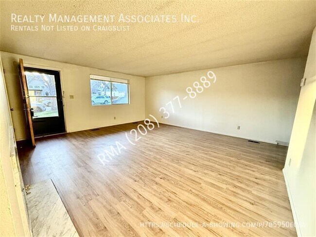 Foto del edificio - 1617 S Michigan Ave