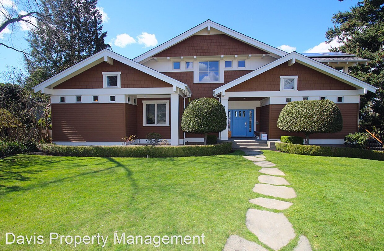 Primary Photo - 5 br, 3.5 bath House - 2203 70th AVE SE