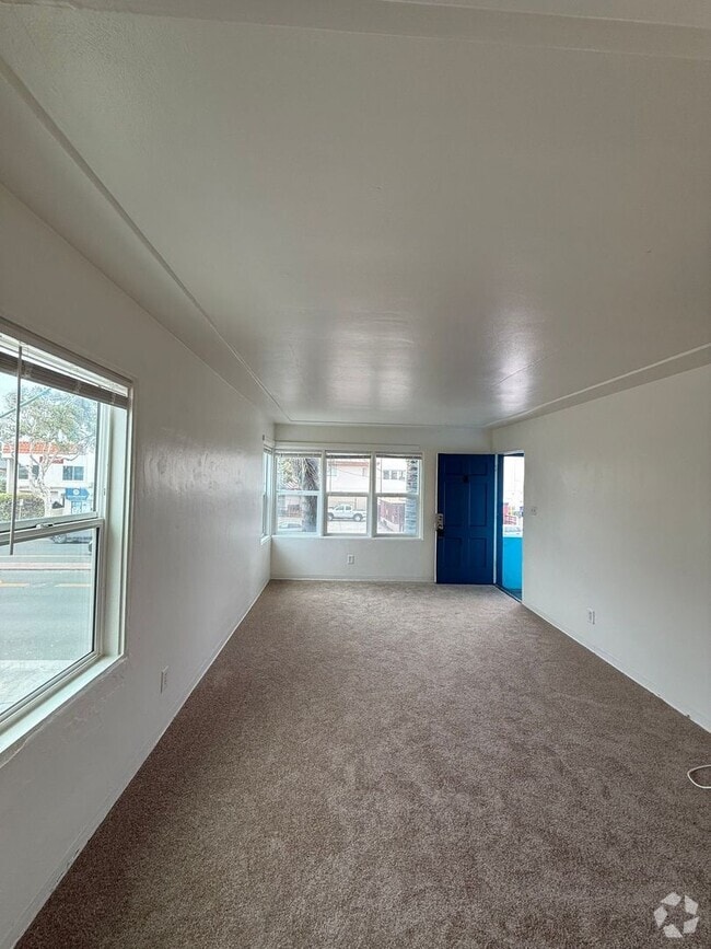 Building Photo - 3978 Mission Blvd