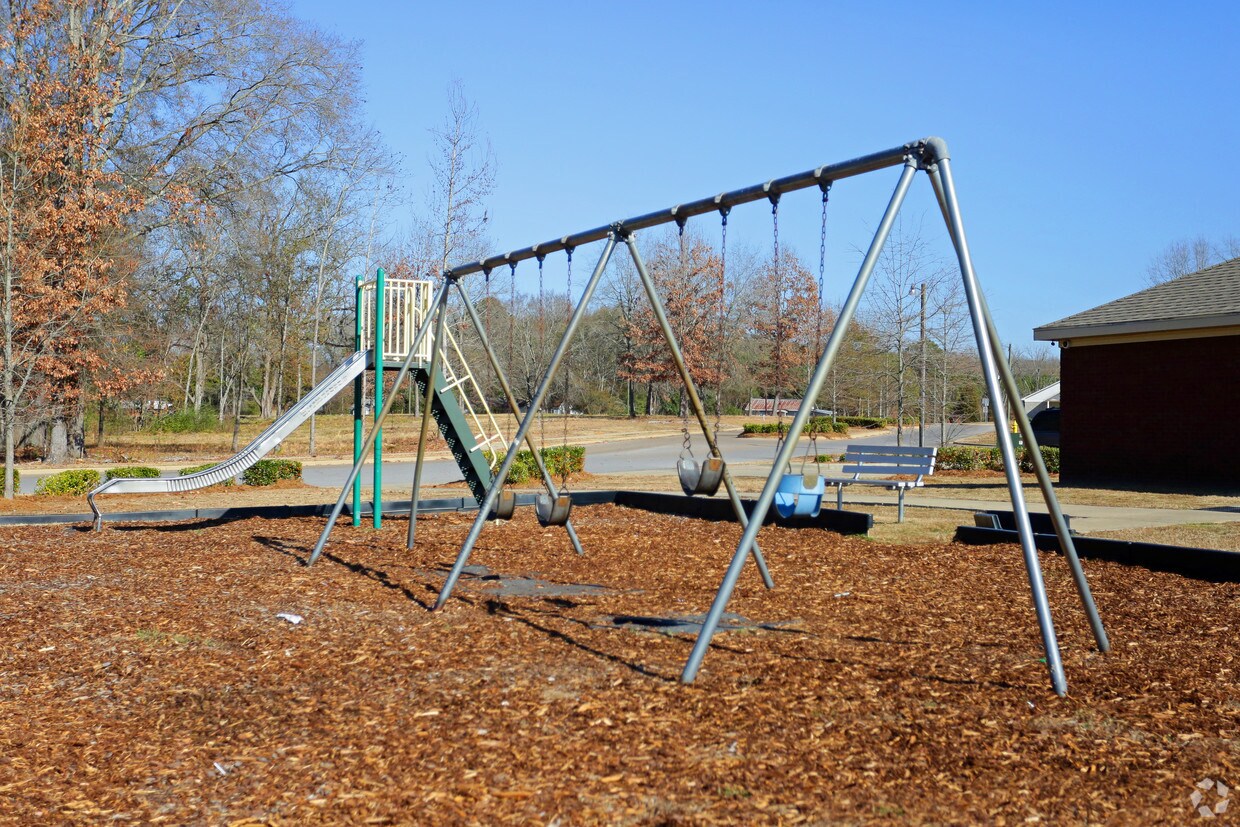 Building Photo - Community Village Apartments