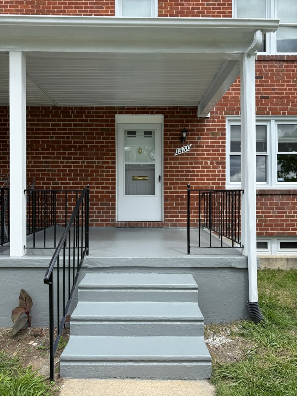 Building Photo - 1330 Woodbourne Ave
