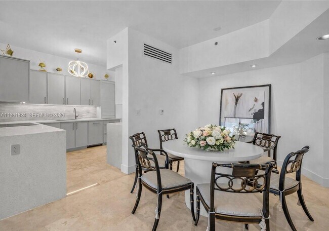 Foto del edificio - 400 Alton Rd