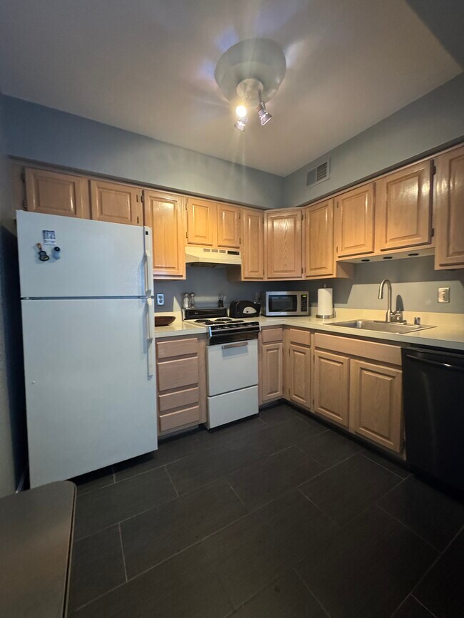 Foto del edificio - 1724 17th St NW