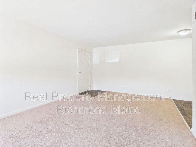 Foto del edificio - 2004 Warren Ave