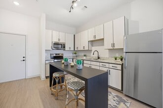 Building Photo - The Crockett