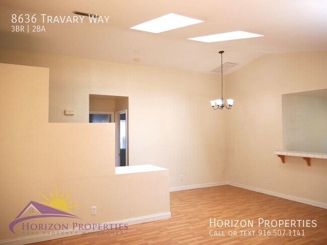 Foto del edificio - 8636 Travary Way