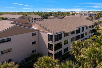 Building Photo - 6165 S Mirror Lake Dr