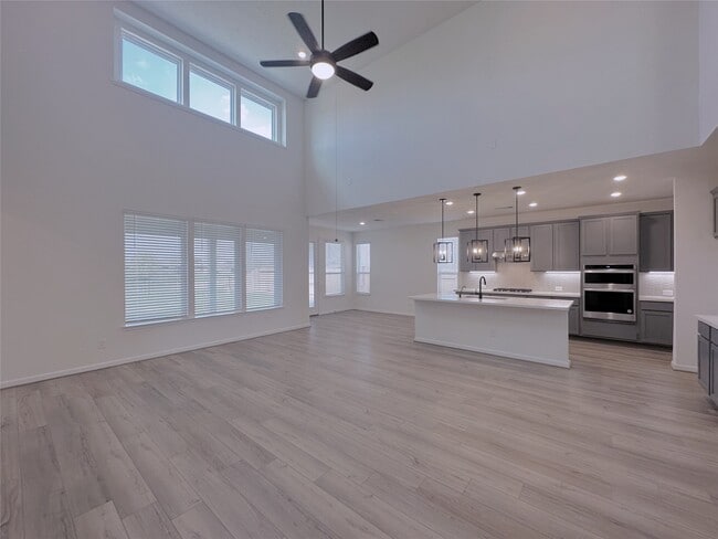 Building Photo - 25630 Moreleigh St