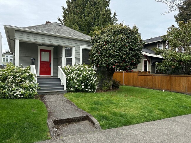 Foto del edificio - 2Bd/1Ba Seattle House