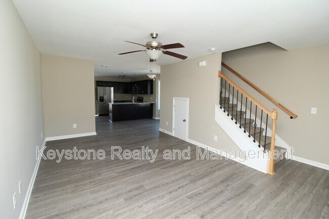 Foto del edificio - 301 Landrum Pl