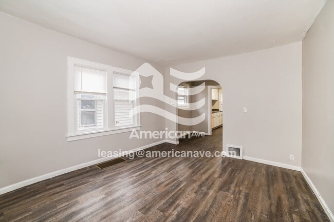 Foto del edificio - 727 W Thrush Ave