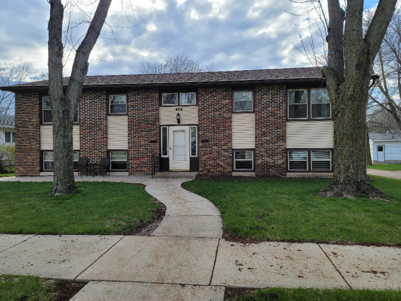 Foto principal - 408 2nd Ave NW