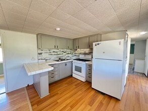 Building Photo - 5802 Fruitland Rd