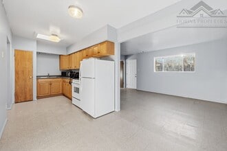 Building Photo - 1501 Pso De La Conquistadora