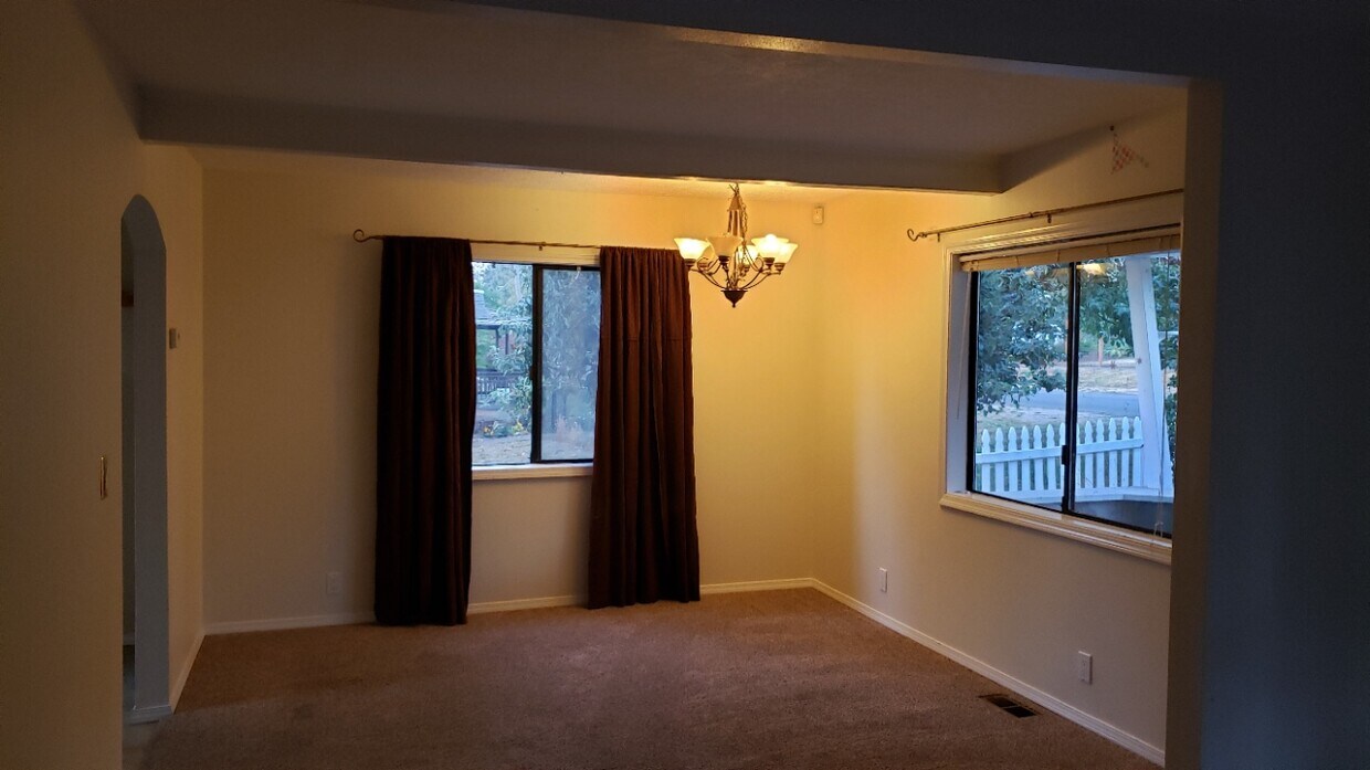 607 N 1st Ave, Ridgefield, WA 98642 House Rental in Ridgefield, WA