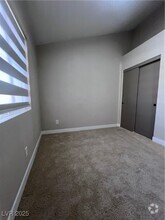 Building Photo - 8745 Point Kathy Cir