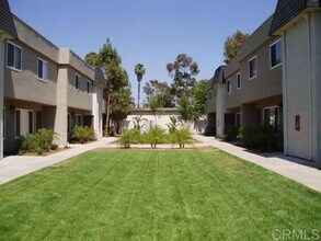 Building Photo - 317 S Mollison Ave