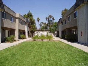 Building Photo - 317 S Mollison Ave