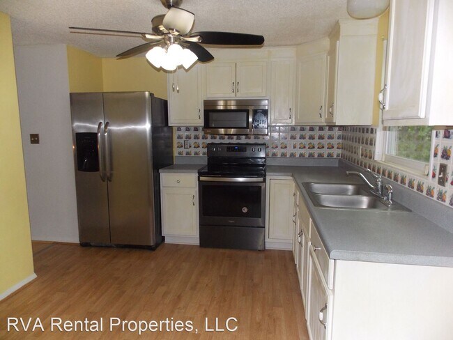 Foto del edificio - 4 br, 2 bath House - 5104 Tiffanywoods Court