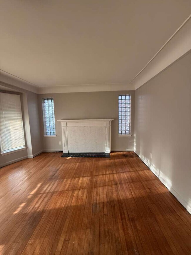 Building Photo - 12634 Asbury Park