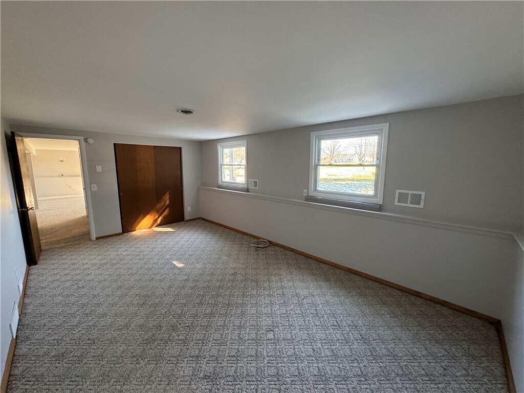 Foto del edificio - 1095 Hamlin Parma Townline Rd