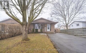 Building Photo - 9 Balmoral Ct