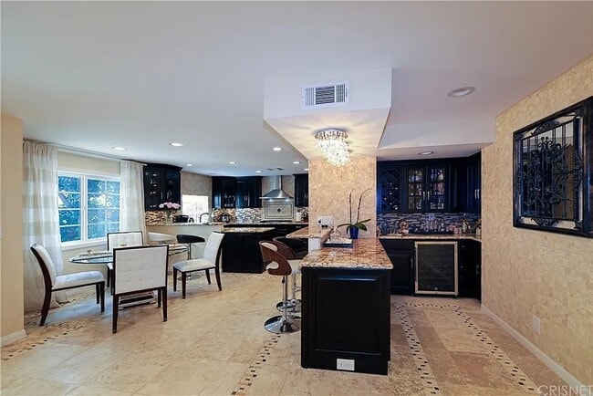Kitchen and Breakfast area - 16513 Moorpark St