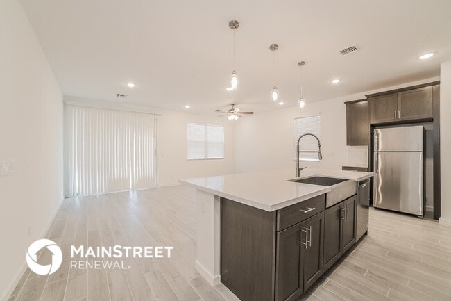 Building Photo - 22483 E Quintero Rd