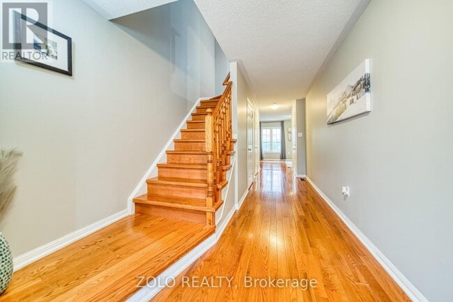 Building Photo - 33 Celadine Dr
