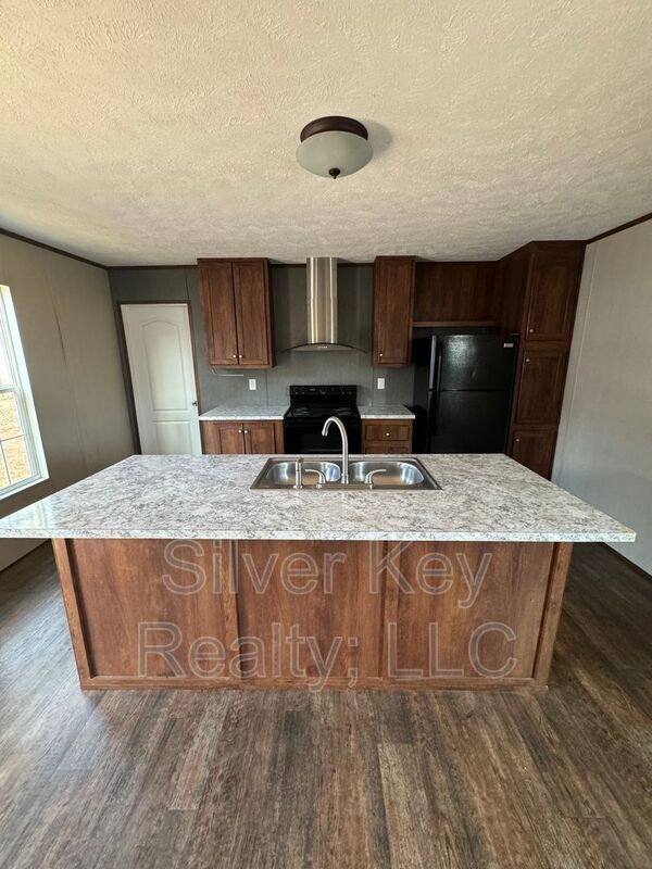 Building Photo - 3000 Highway 11 S