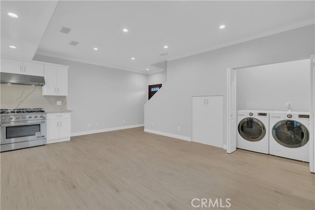 Building Photo - 6335 W 82nd St