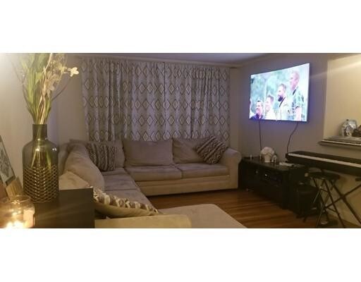 Foto del edificio - 851 Broadway