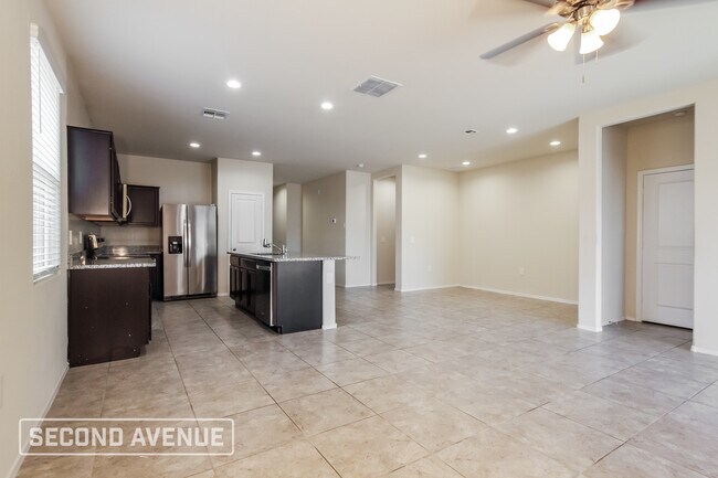 Foto del edificio - 18349 W Faye Way