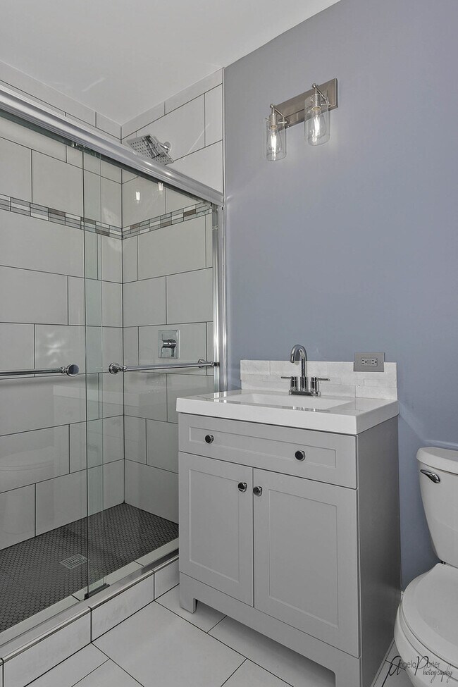 Foto del edificio - 51 Seymour Ave