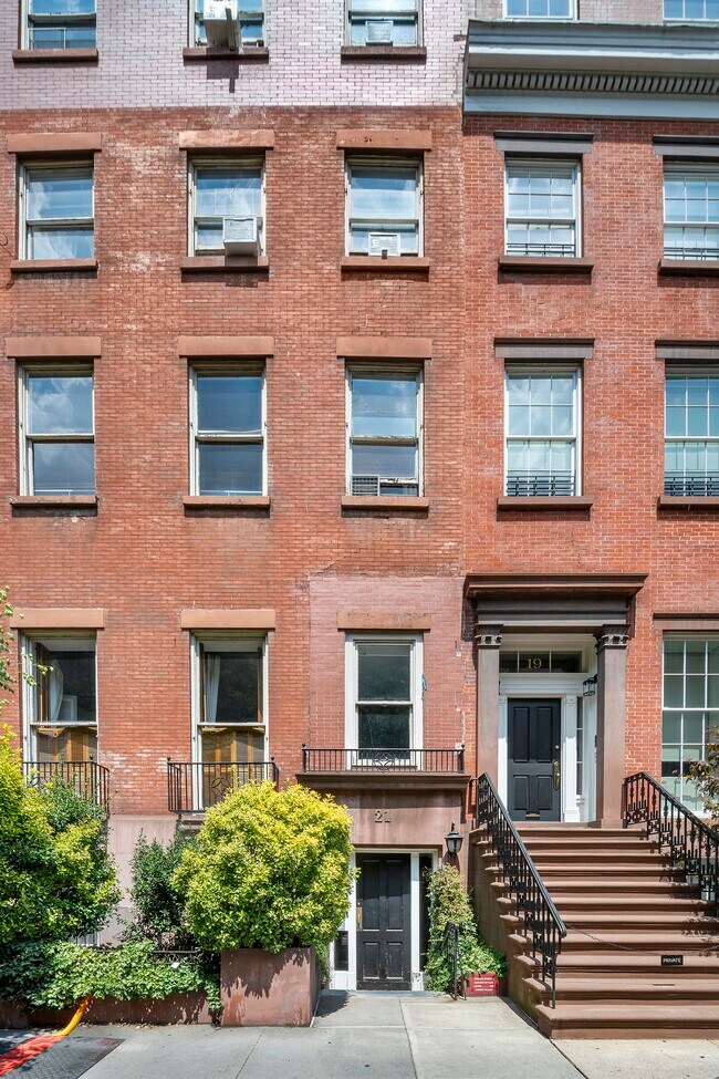 Foto del edificio - 21 W 12th St