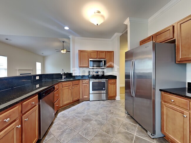 Building Photo - 107 Equinox Cir