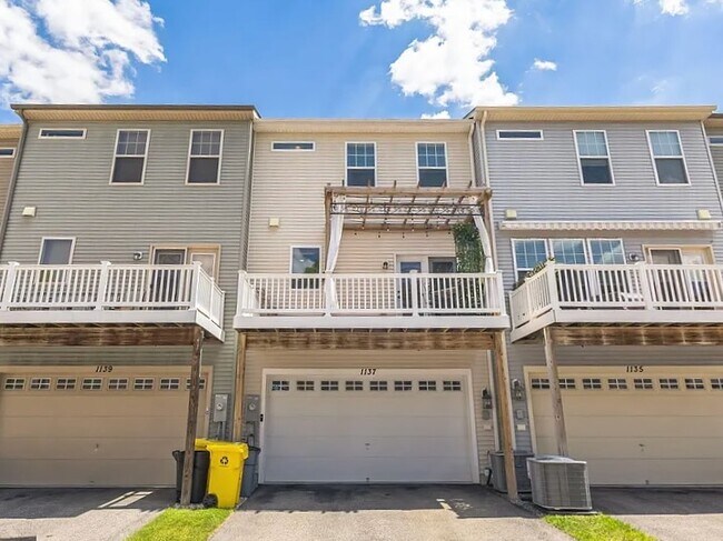 Foto del edificio - 1137 Red Hawk Way